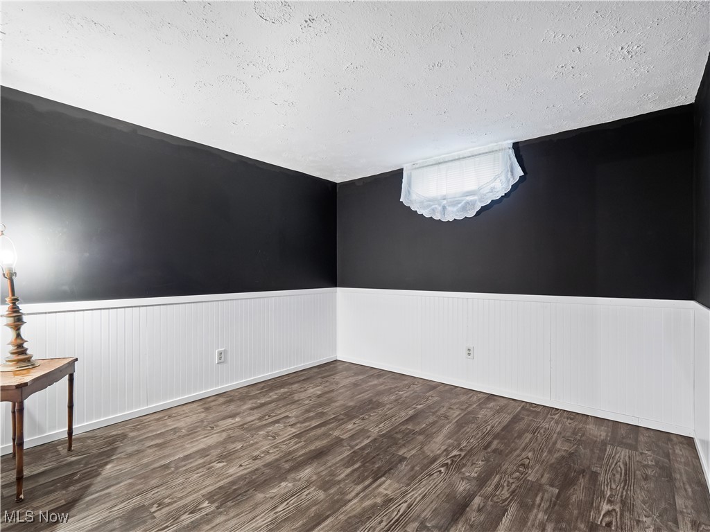 K & L Bldrs Inc Oxford Park - Residential