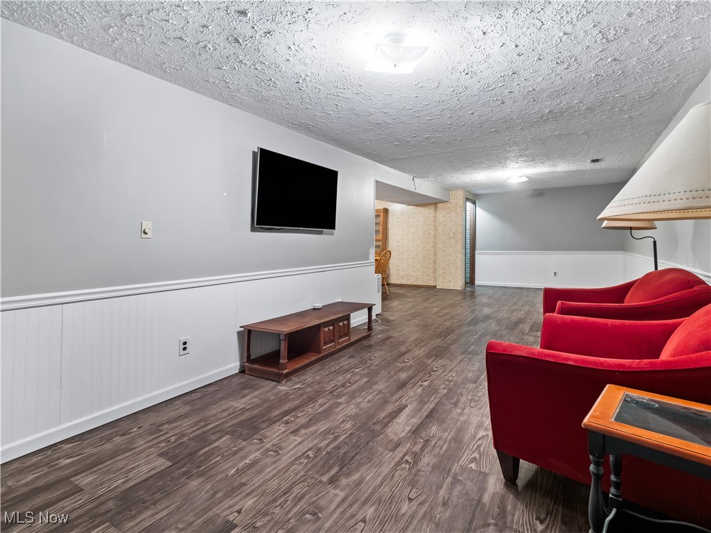 K & L Bldrs Inc Oxford Park - Residential