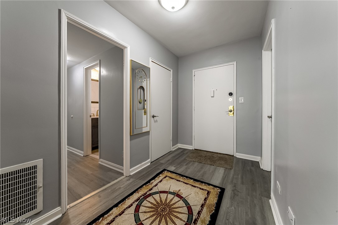 South Park Manor - Residential