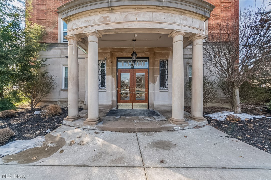 South Park Manor - Residential