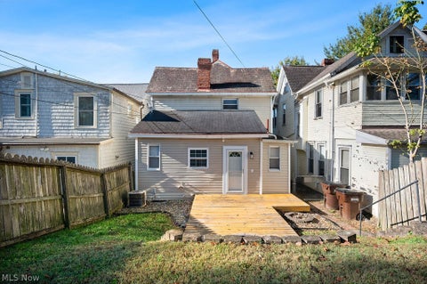 Tiny photo for 828 2nd Street St, Marietta, OH 45750 (MLS # 5257066)