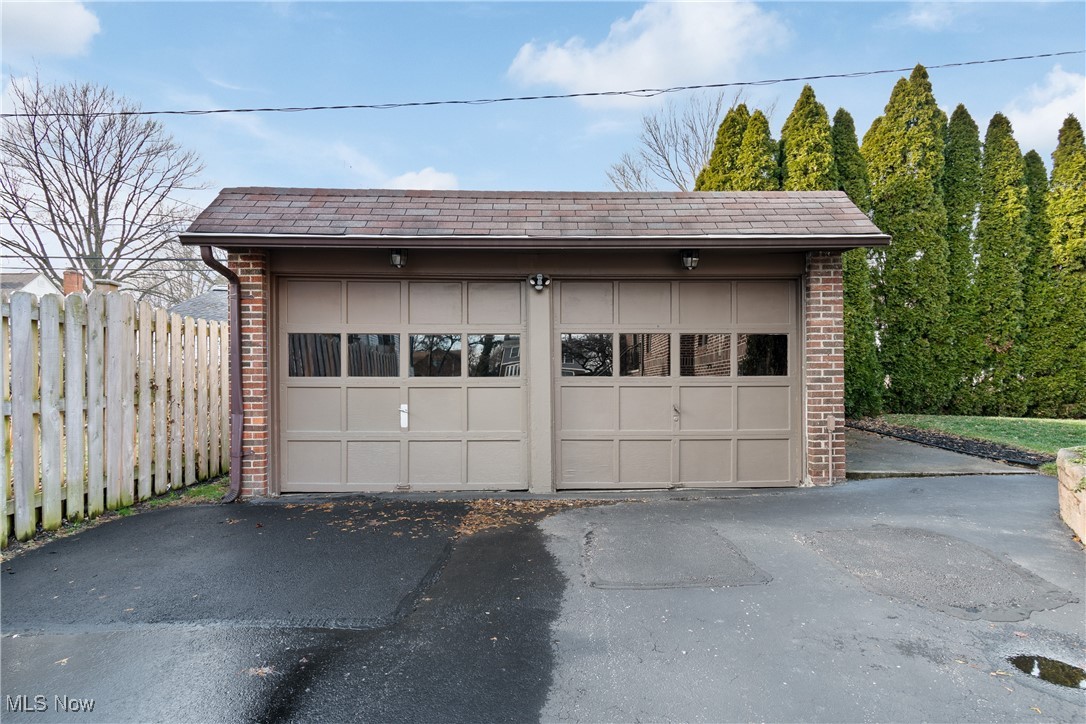 A H Egglestons 01 - Residential