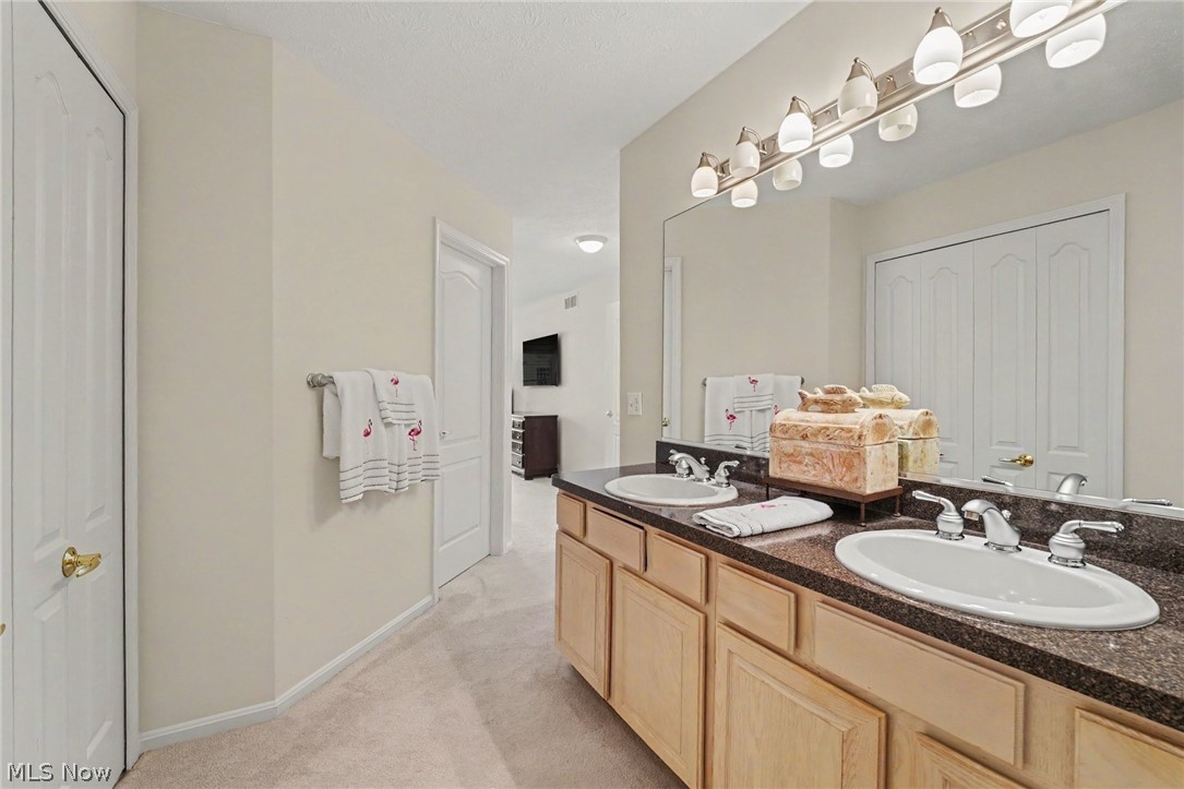 Lakes Aurora - Residential