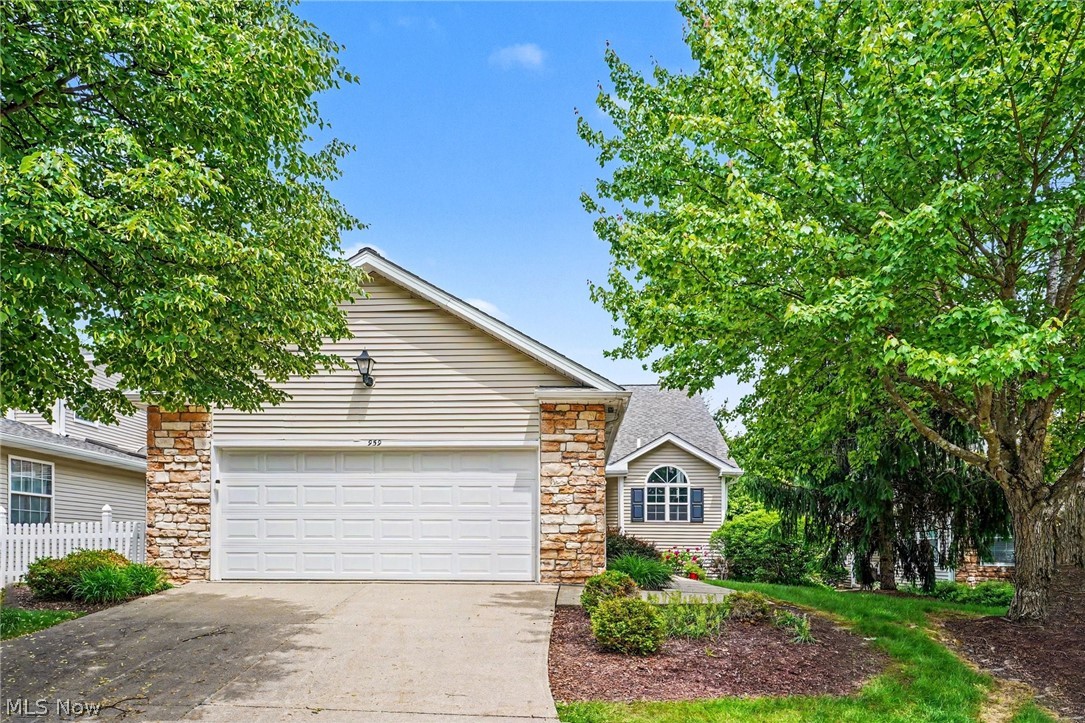 Lakes Aurora - Residential