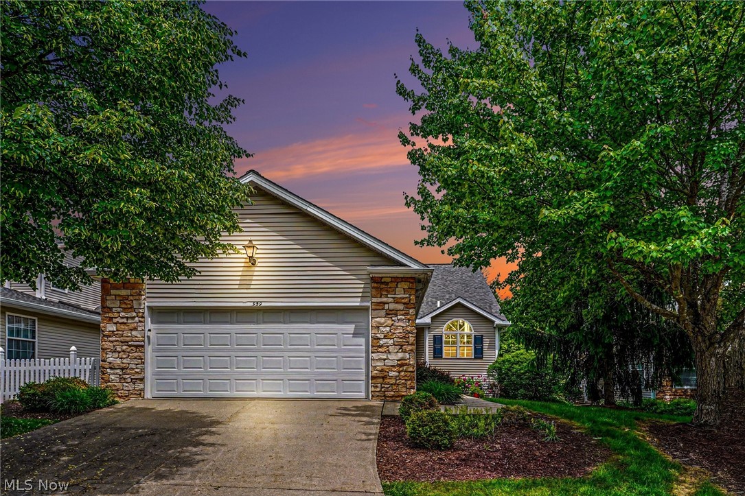 Lakes Aurora - Residential