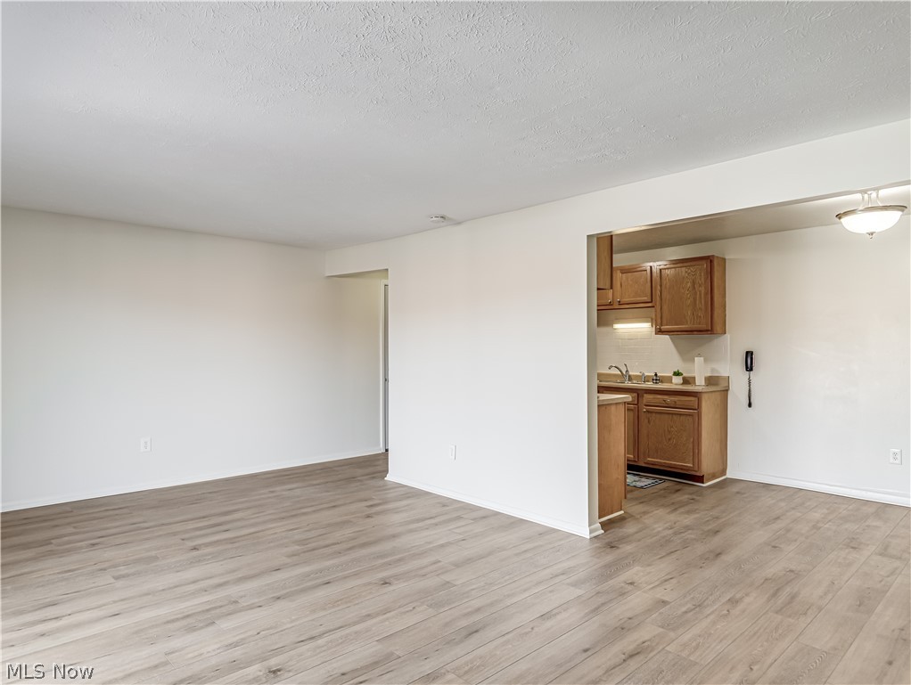 Maple Village Condo - Residential