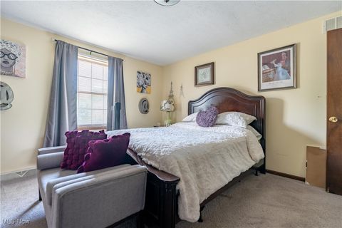 Tiny photo for 5161 Johnnycake Ridge NE, Canton, OH 44705 (MLS # 5178470)