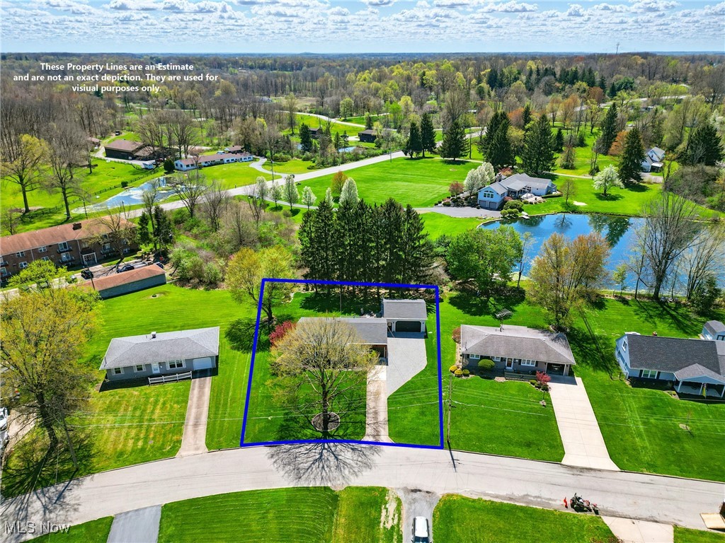 543 Janet Drive, Canfield, Ohio image 2