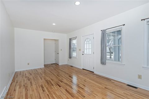 Tiny photo for 917 Brunswick Road, Cleveland, OH 44112 (MLS # 5187336)