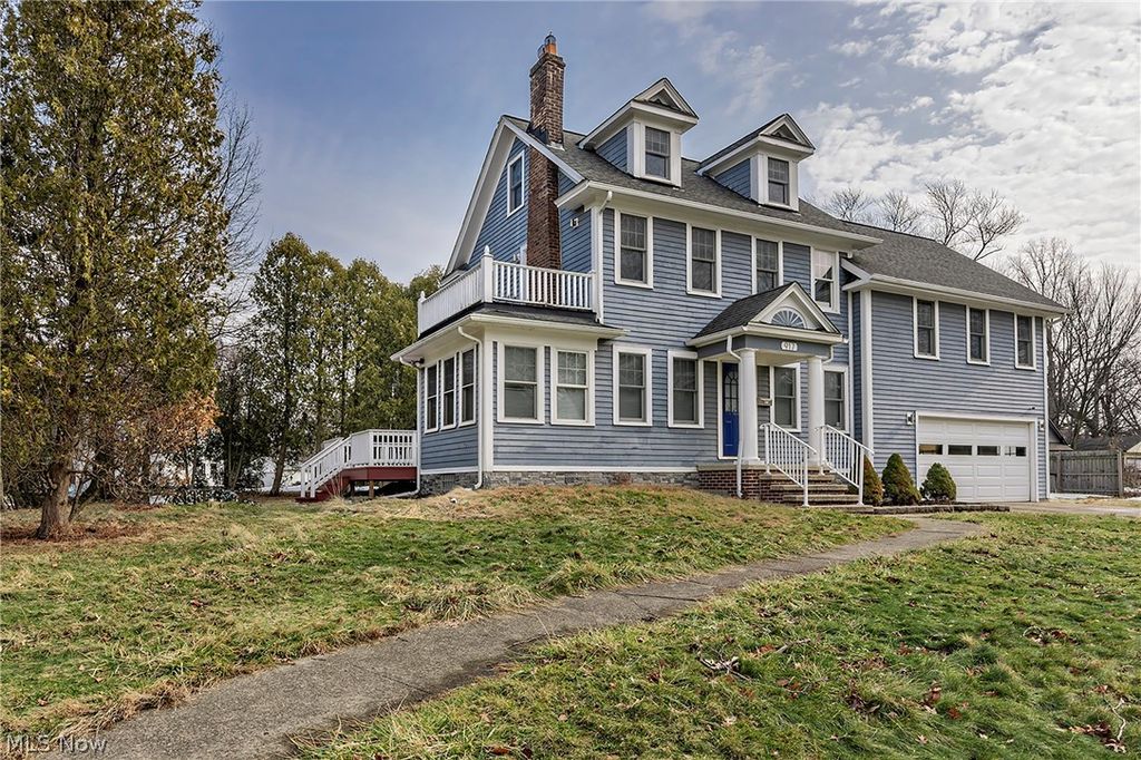 Photo of 917 Brunswick Road, Cleveland Heights, OH 44112 (MLS # 5187336)