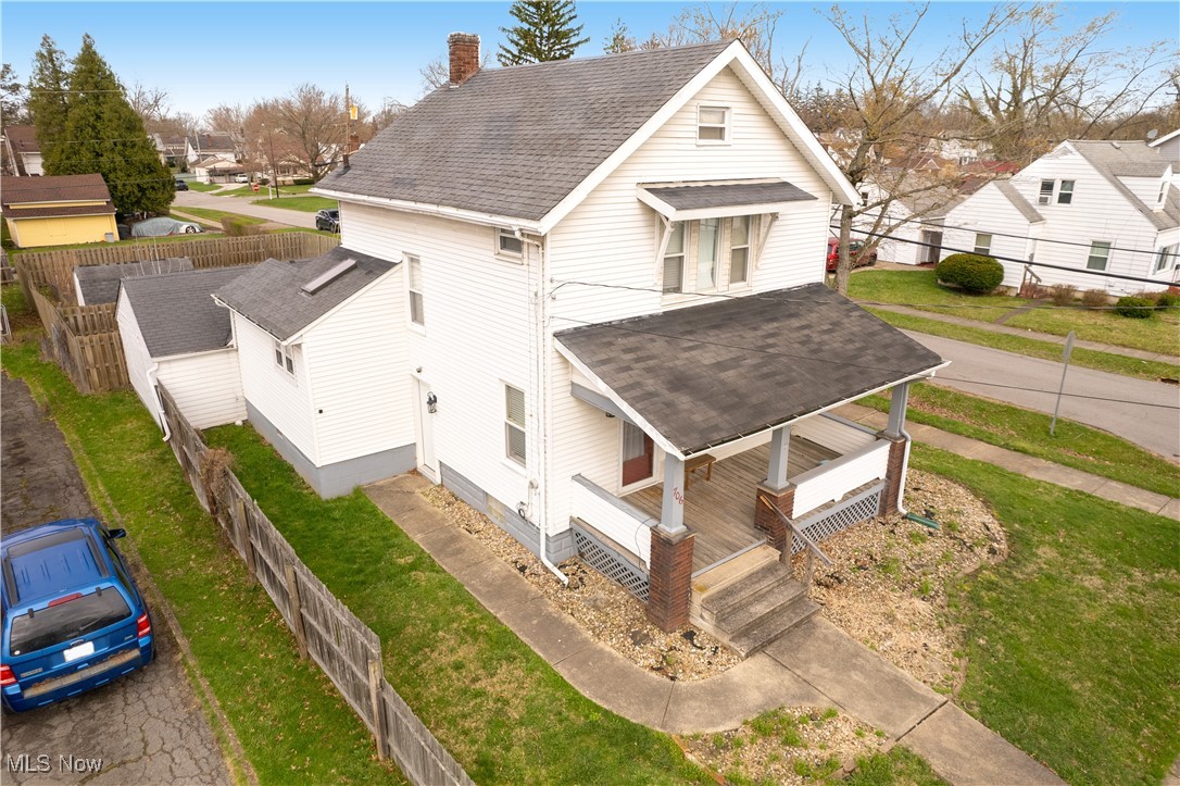 706 Adelaide Avenue, Warren, Ohio image 2