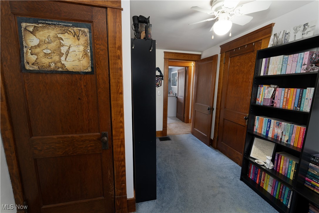 706 Adelaide Avenue, Warren, Ohio image 16