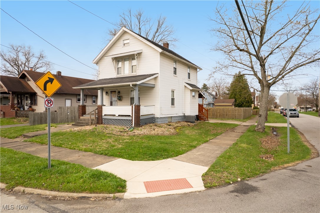 706 Adelaide Avenue, Warren, Ohio image 3