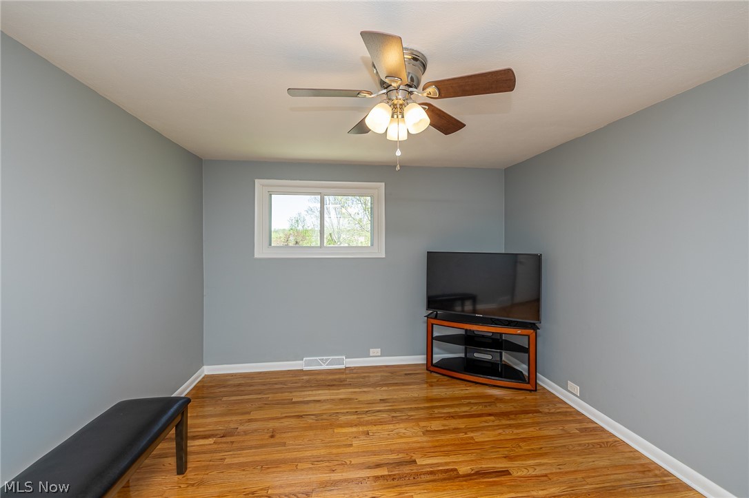 Suburban Quality Dev Co Bainbr - Residential
