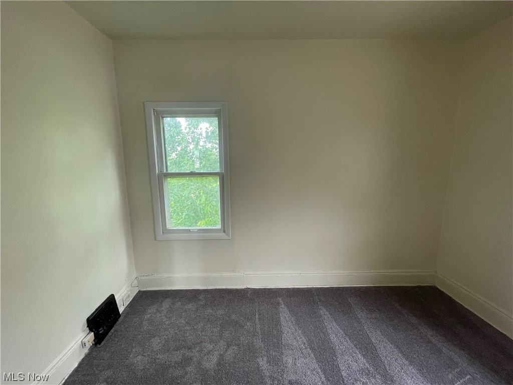 Tomkins & Lufkins - Residential Lease