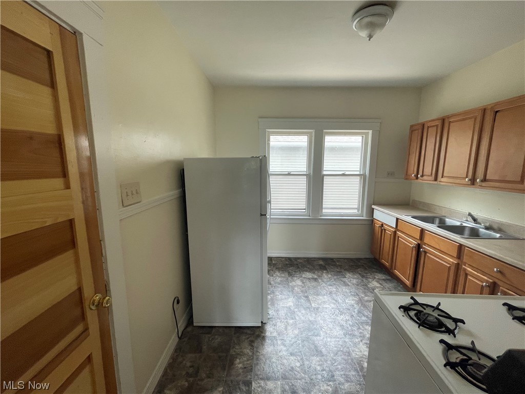 Tomkins & Lufkins - Residential Lease