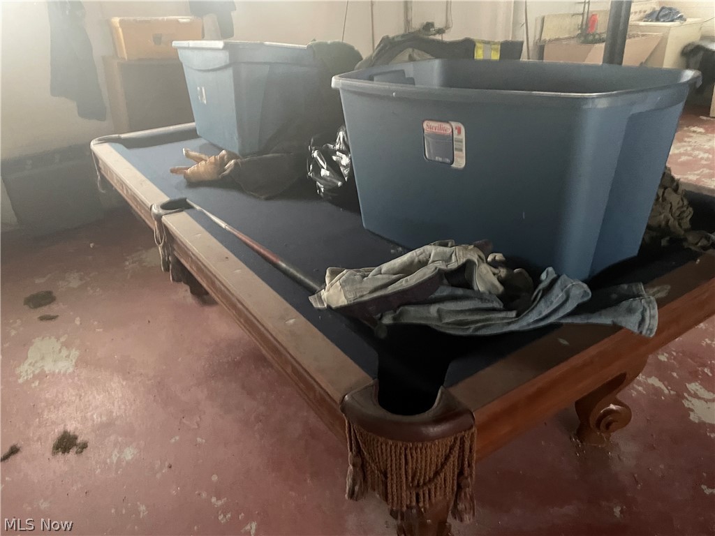 Conger-Helper Realty Companys - Residential