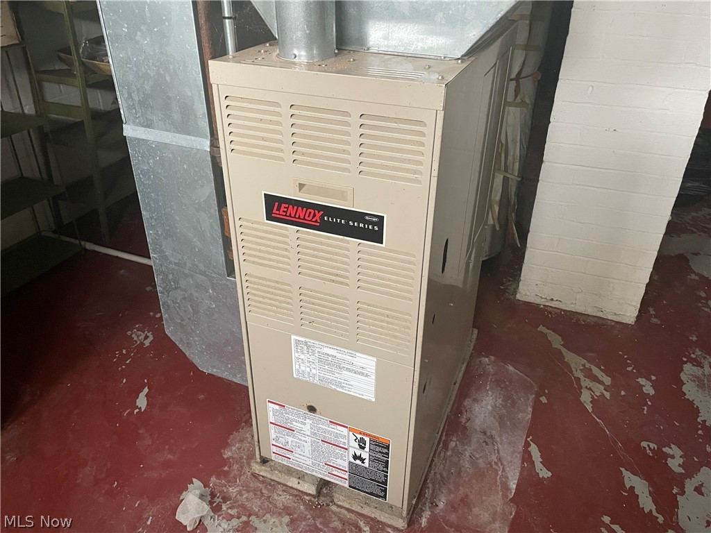 Conger-Helper Realty Companys - Residential