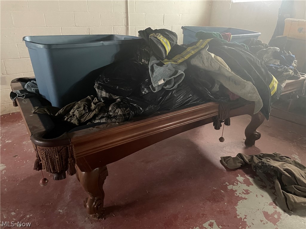 Conger-Helper Realty Companys - Residential