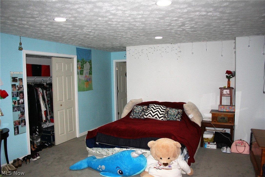 Meadow Lakes - Residential