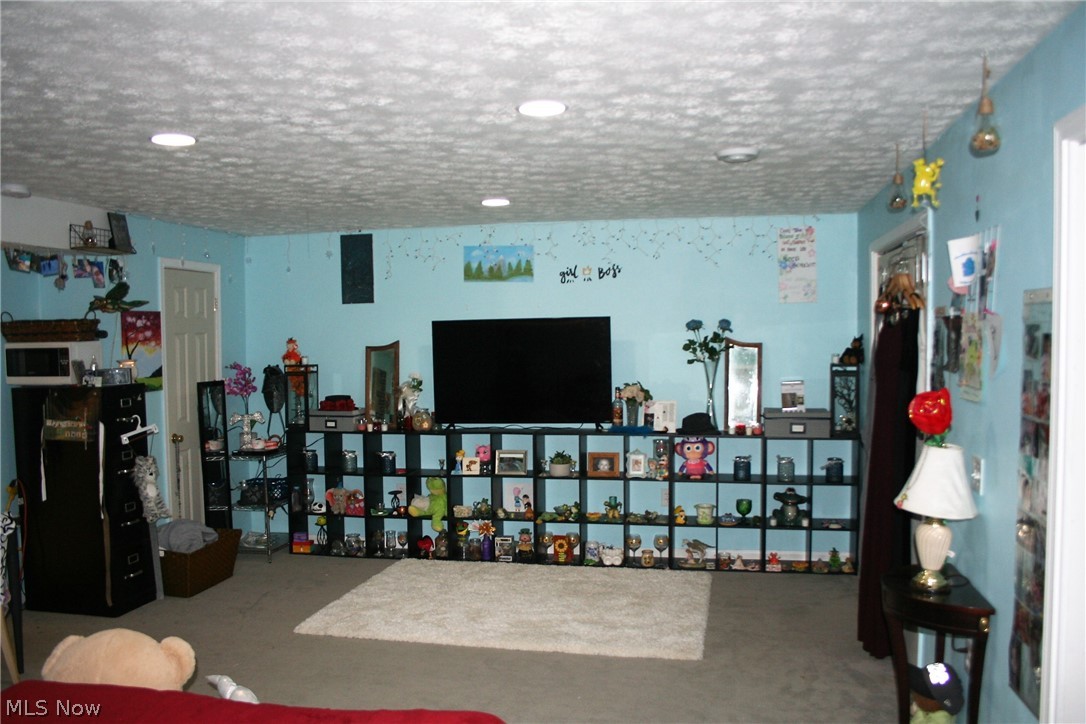 Meadow Lakes - Residential