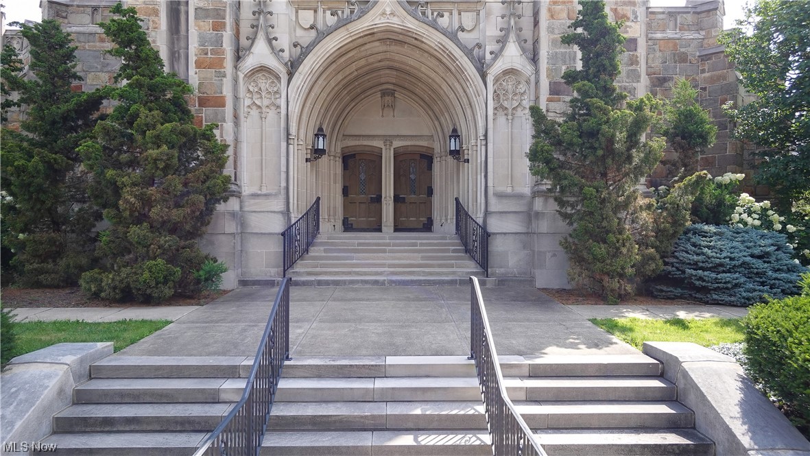 Shaker Heights Improv Cos S - Residential