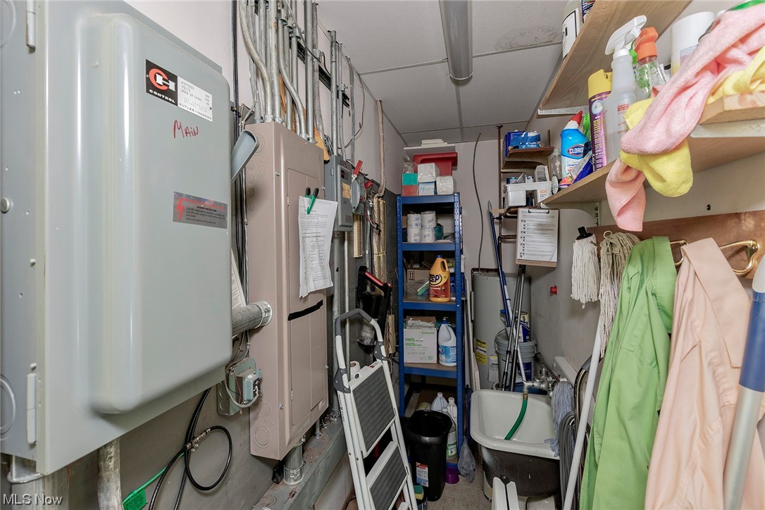 Humphreys Village - Commercial Sale