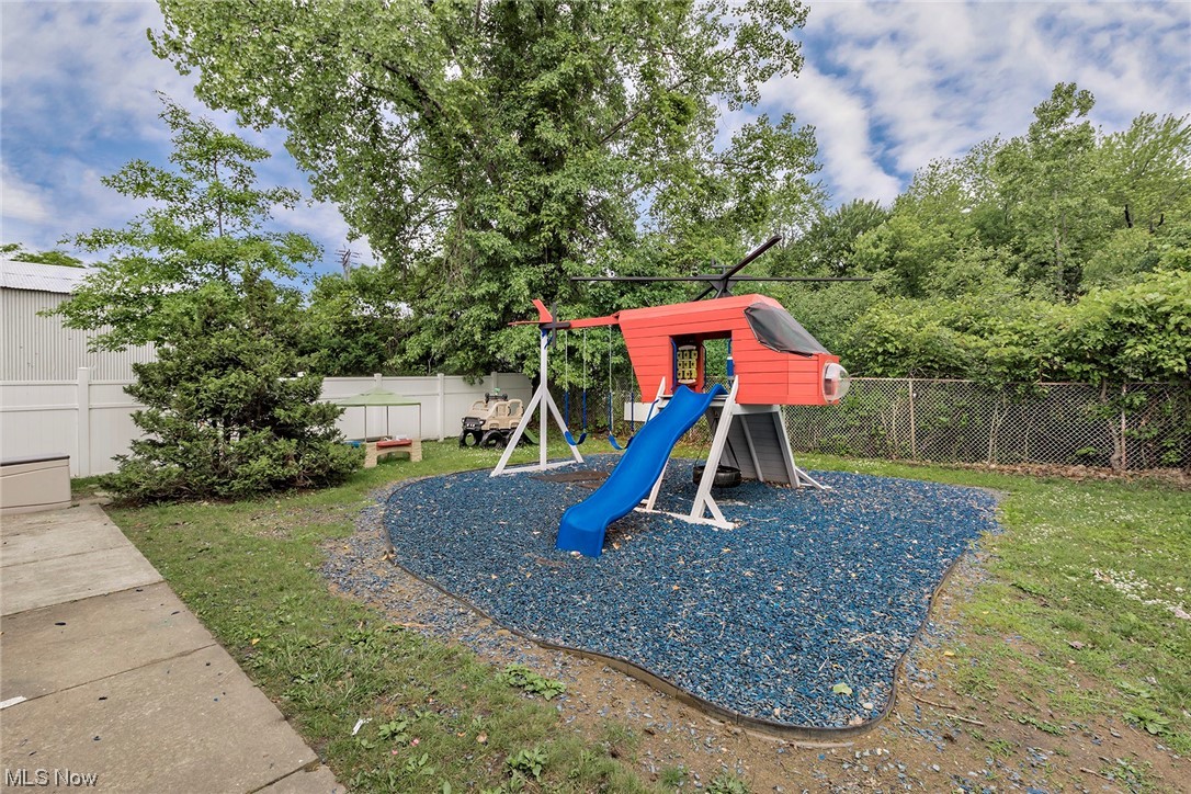 Humphreys Village - Commercial Sale