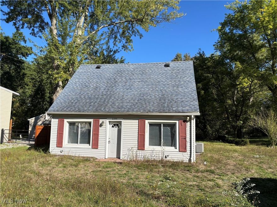 Bank owned opportunity. Great fixer upper for an investor. Being sold as is. Seller will not make any repairs. Great location just down the road from Springfield Lake! Owner's manager is a licensed real estate agent in the state of Ohio.