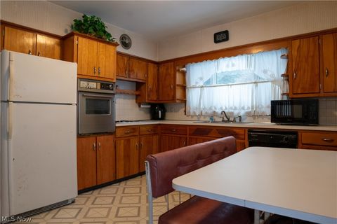 Tiny photo for 4216 State Road, New Franklin, OH 44319 (MLS # 5190185)