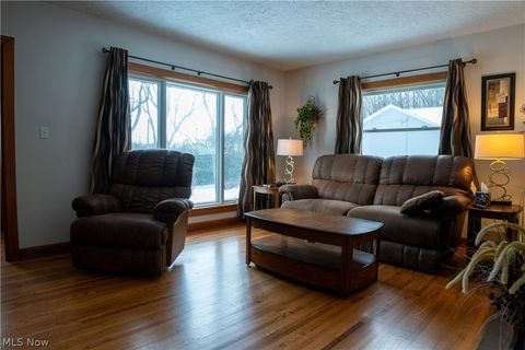 Tiny photo for 4216 State Road, New Franklin, OH 44319 (MLS # 5190185)