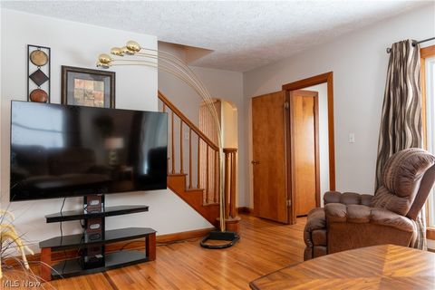 Tiny photo for 4216 State Road, New Franklin, OH 44319 (MLS # 5190185)