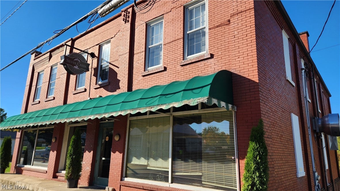 329 E Garfield Road