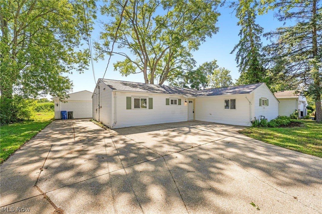 34297 W Point Drive