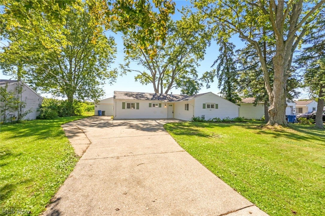 34297 W Point Drive