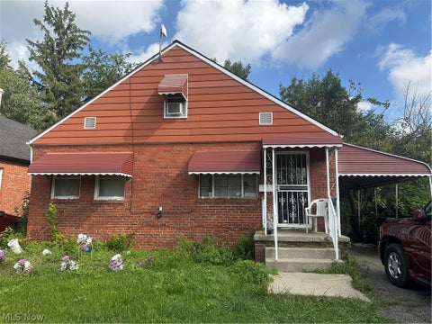 Tiny photo for 17015 Palda Drive, Cleveland, OH 44128 (MLS # 5241046)