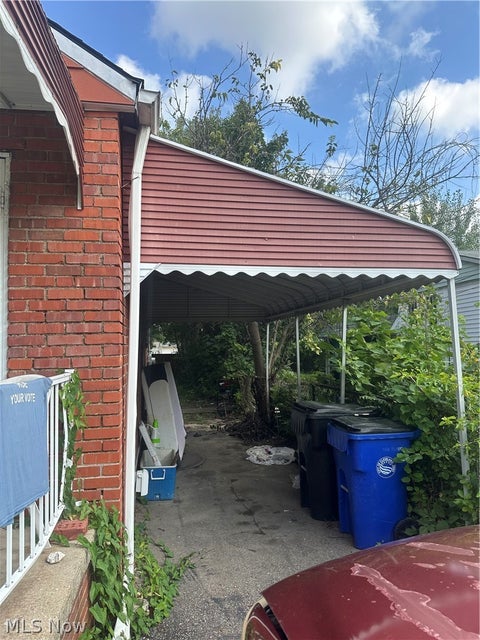 Tiny photo for 17015 Palda Drive, Cleveland, OH 44128 (MLS # 5241046)