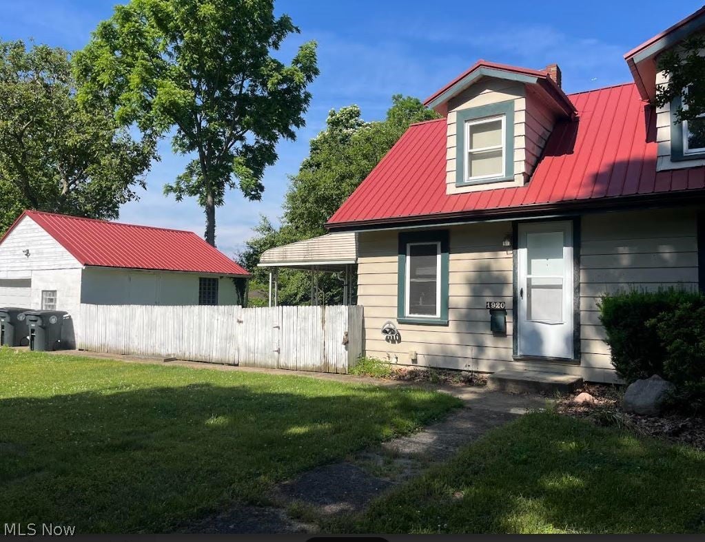 Photo of 1920 17th Street SW, Akron, OH 44314 (MLS # 5215647)