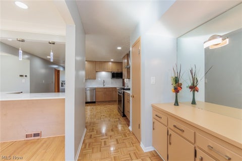 Tiny photo for 4896 Kennedy Drive, Brooklyn, OH 44144 (MLS # 5255204)