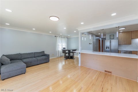 Tiny photo for 4896 Kennedy Drive, Brooklyn, OH 44144 (MLS # 5255204)