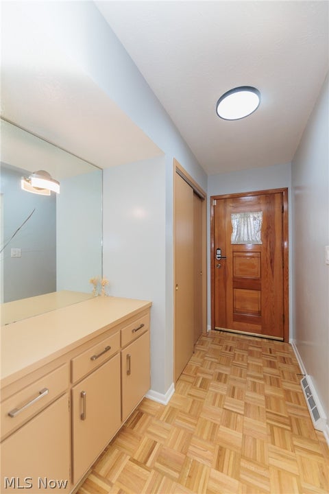 Tiny photo for 4896 Kennedy Drive, Brooklyn, OH 44144 (MLS # 5255204)