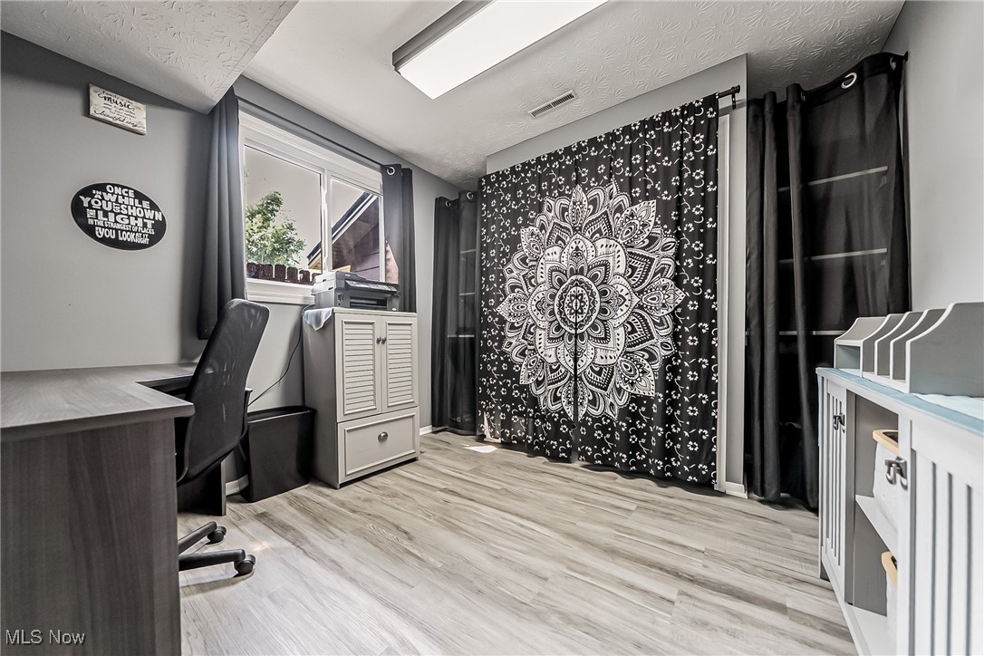 Eagle Oaks - Residential