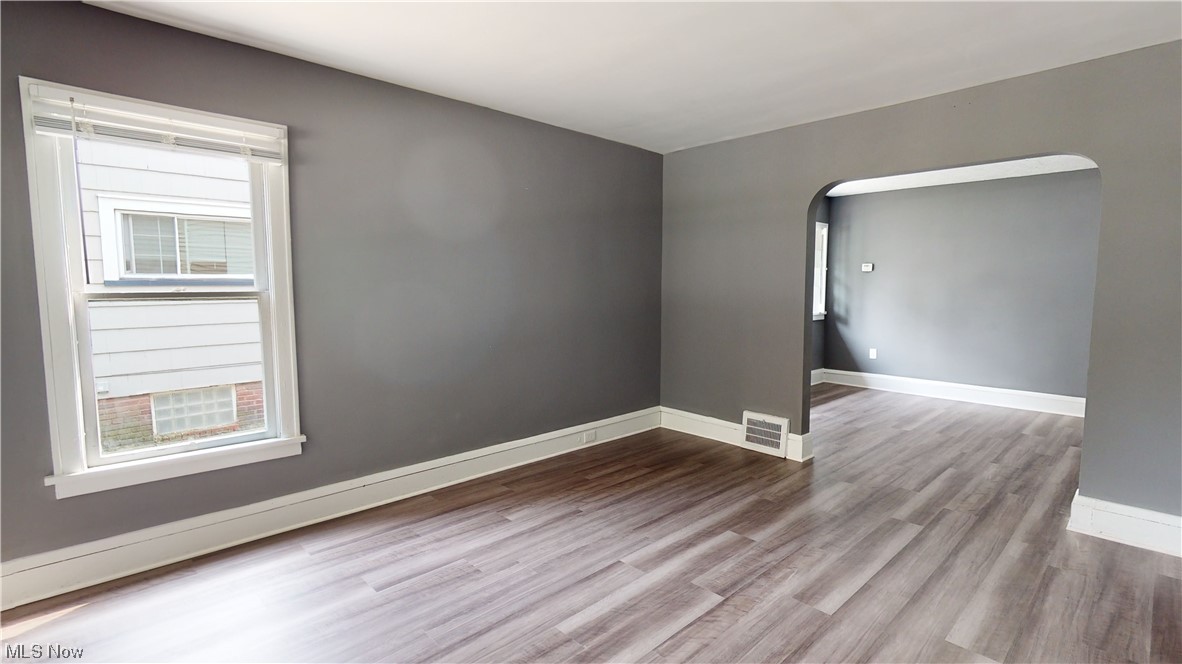 Euclid 09 - Residential Income