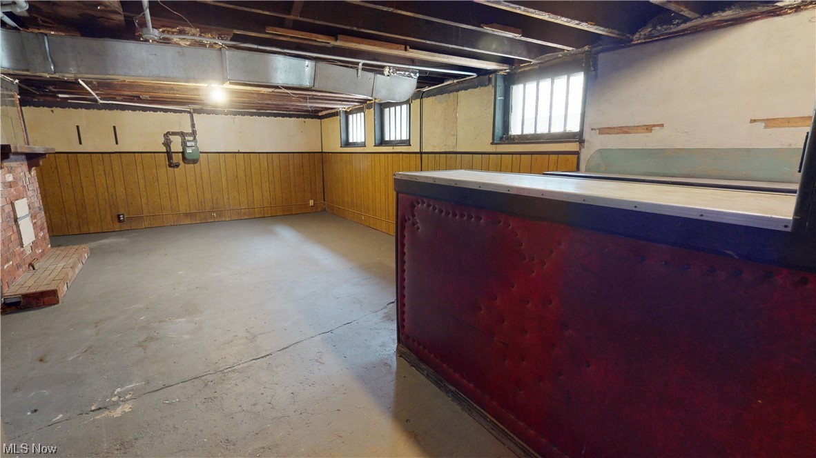 Euclid 09 - Residential Income