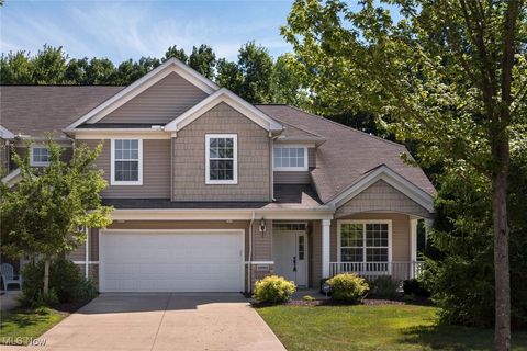 29301 Hummingbird Circle, Westlake, OH 44145 - #: 5136873