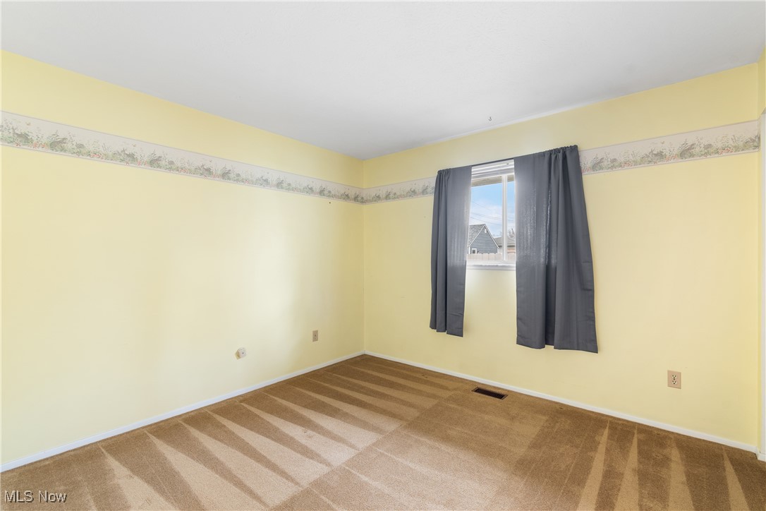145 Pinehurst Boulevard, Eastlake, Ohio image 19