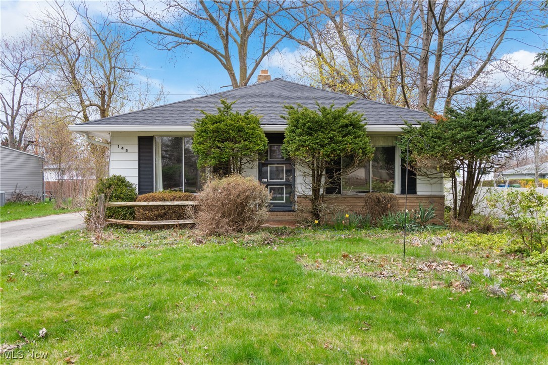 145 Pinehurst Boulevard, Eastlake, Ohio image 1