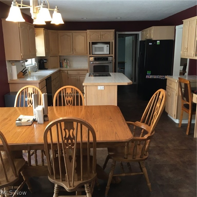 Woodridge Estates - Residential