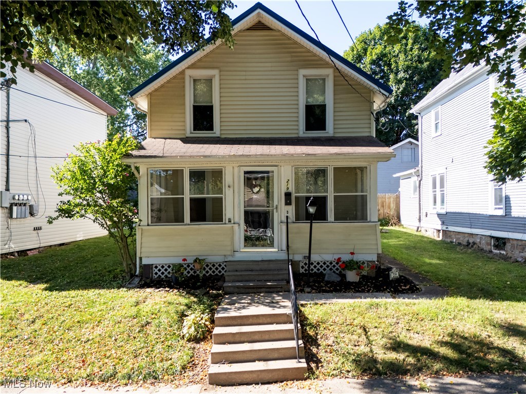 Are you looking for a home close to downtown Ashland? Then this is one to consider, within walking distance to all the great downtown attractions. This is a perfect home for first time buyers with new carpet through out and freshly painted interior. A great enclosed front porch where you can sit and enjoy all the sights and sounds of Ashland. Fenced in backyard with access from the house is perfect for your puppies to get some exercise. Call your REALTOR today to schedule a showing.