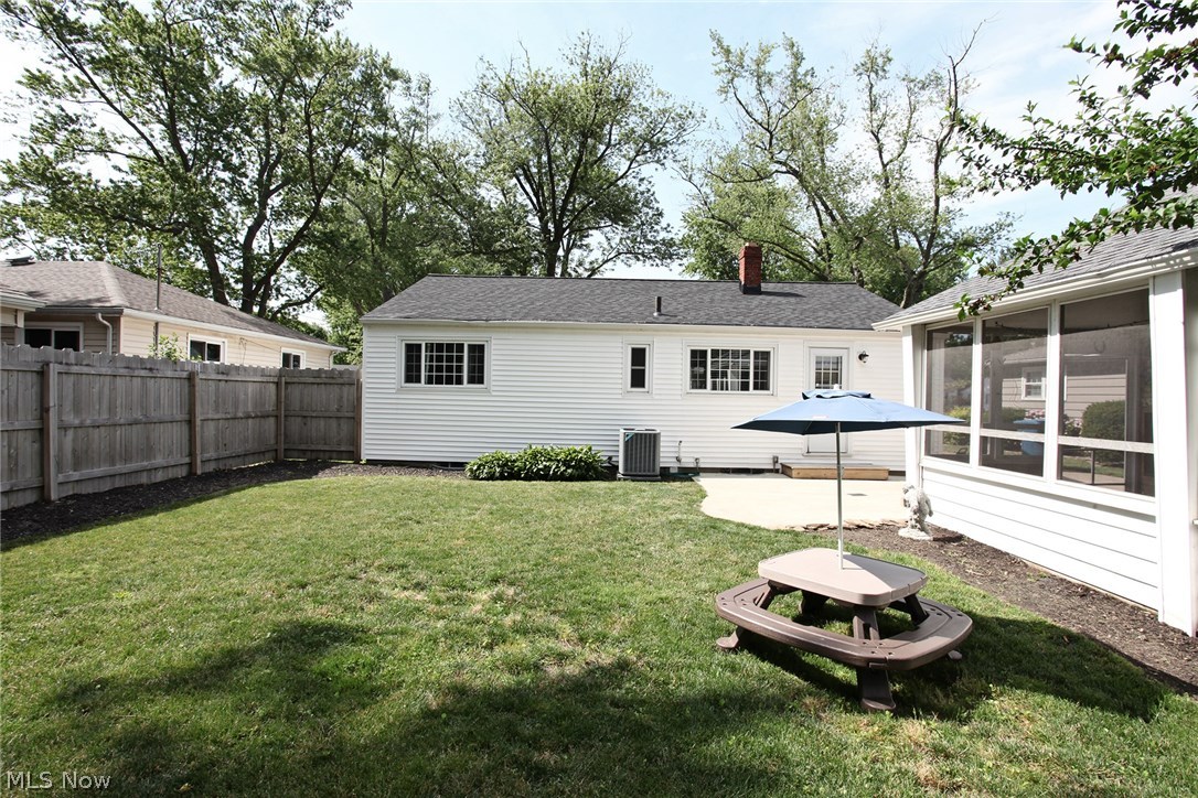 Basset Road - Residential